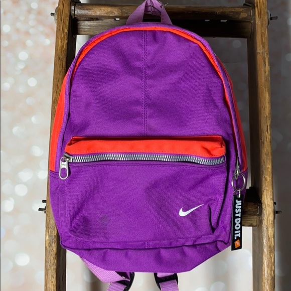 nike lavender backpack